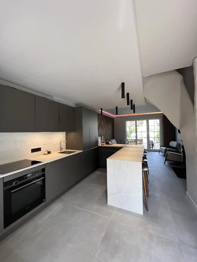 Casa Ika Port Grimaud - Maison 4 Chambres + Amarrage Villa